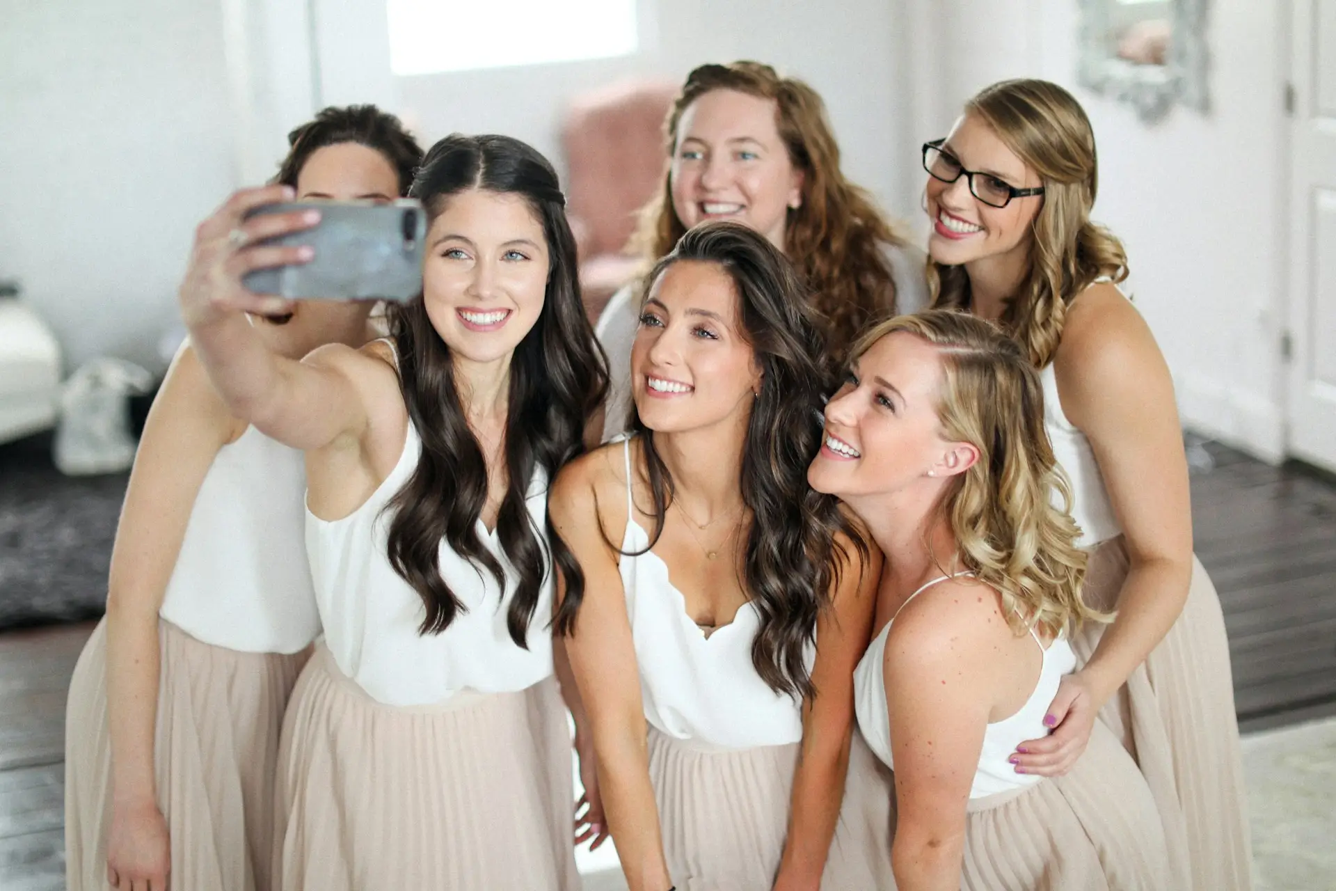 where-to-do-hair-styling-in-rome-before-wedding